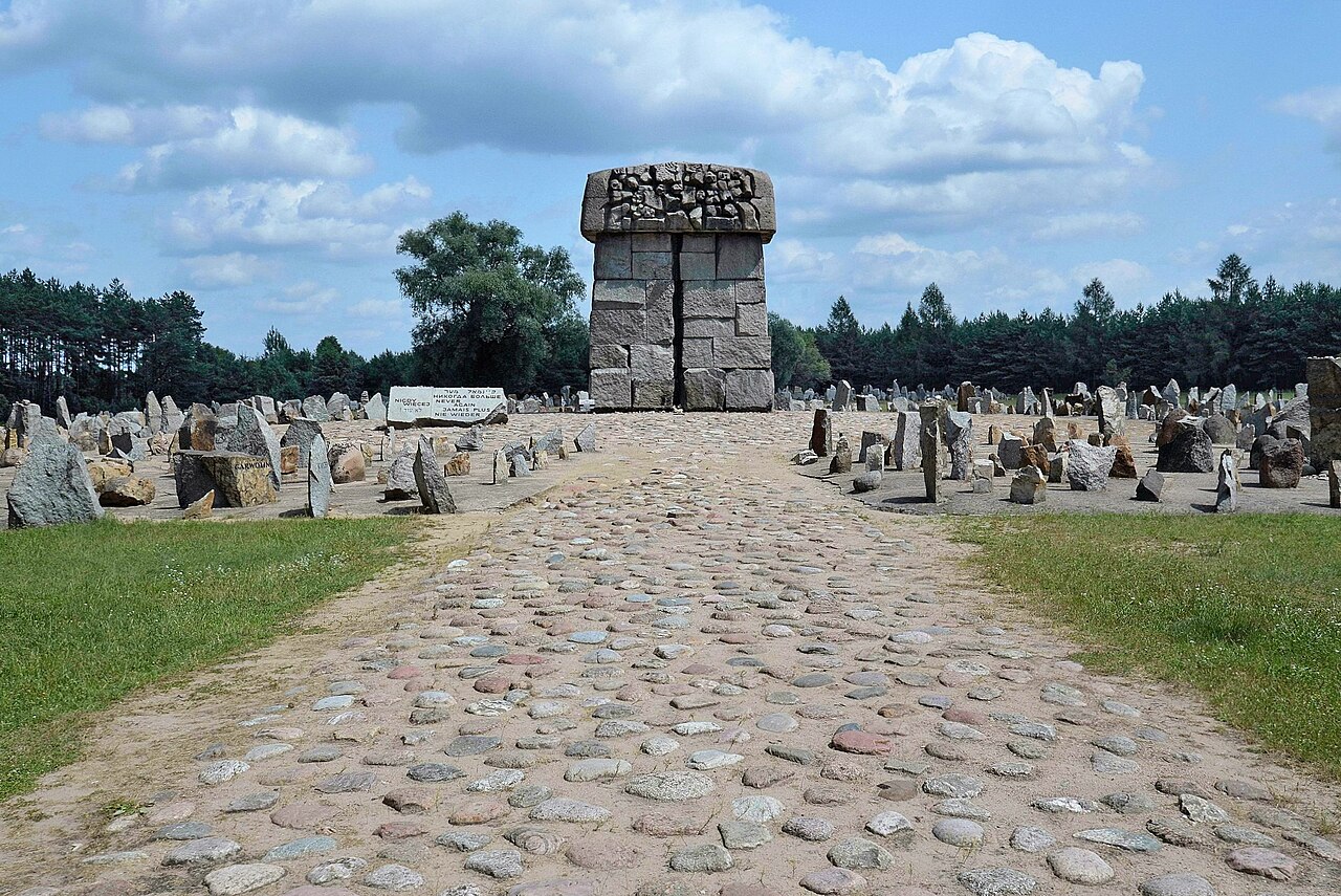 Photo 11 Treblinka Memorial 2013 01