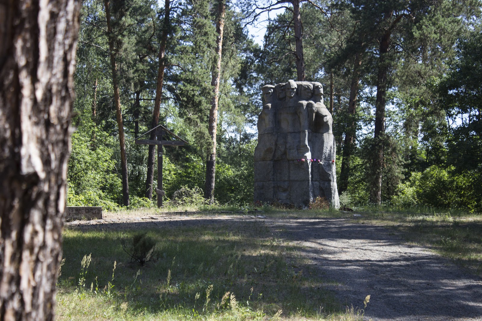 Photo 03 Monument 1968