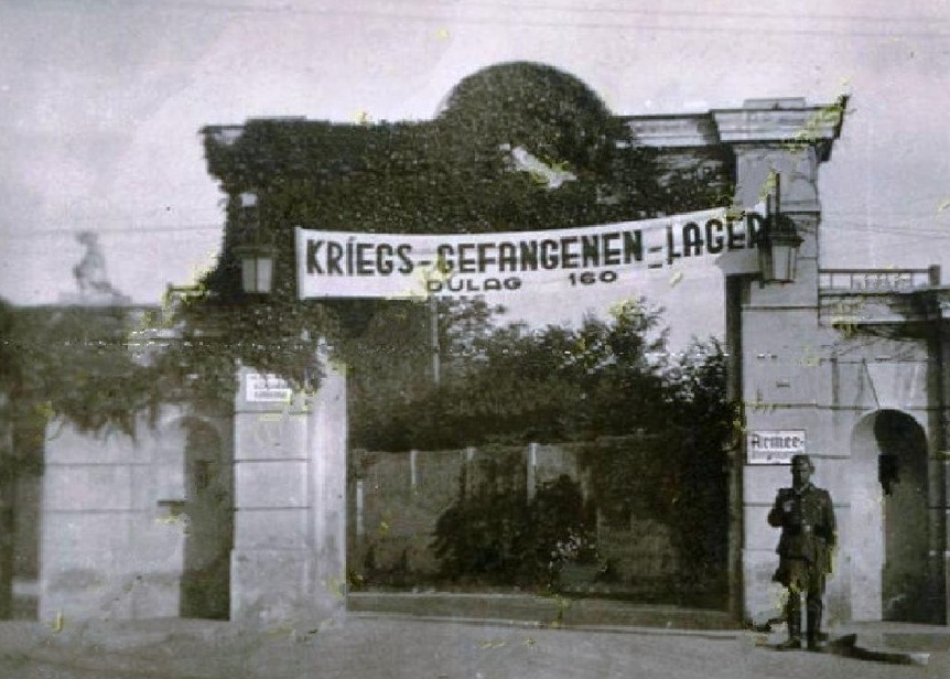 Photo 01 Khorol Pit Entrance